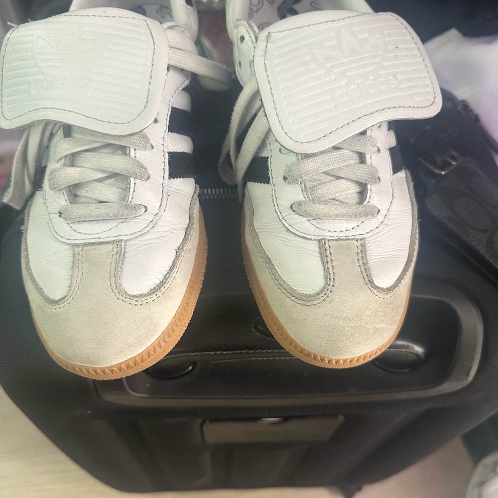 Adidas sambas White and Black Sneakers